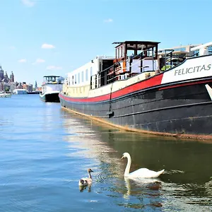  Botel Felicitas Nederland